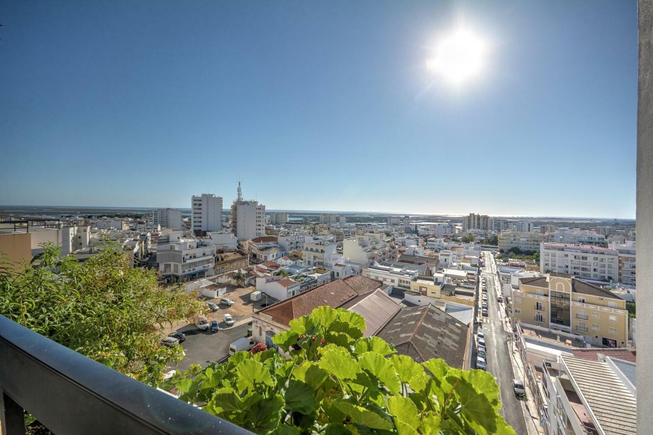 Апартаменты In Faro With Sea View Экстерьер фото